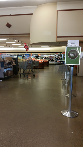 Shopping Mall «Southwest Square Shopping Center», reviews and photos, 2161 Eakin Rd, Columbus, OH 43223, USA