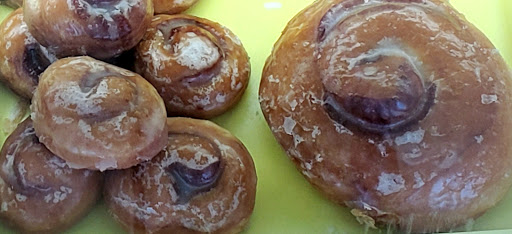 Donut Shop «Donut Palace», reviews and photos, 106 N Cedar Ridge Dr, Duncanville, TX 75116, USA