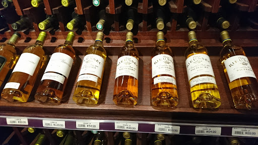 Liquor Store «Table and Vine», reviews and photos, 1119 Riverdale St, West Springfield, MA 01089, USA