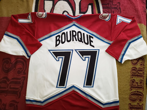 Sporting Goods Store «Amity Harbor Sports», reviews and photos, 149 Merrick Rd, Amityville, NY 11701, USA