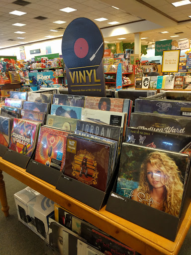 Book Store «Barnes & Noble Booksellers West Side», reviews and photos, 3701 Ellison Dr NW, Albuquerque, NM 87114, USA