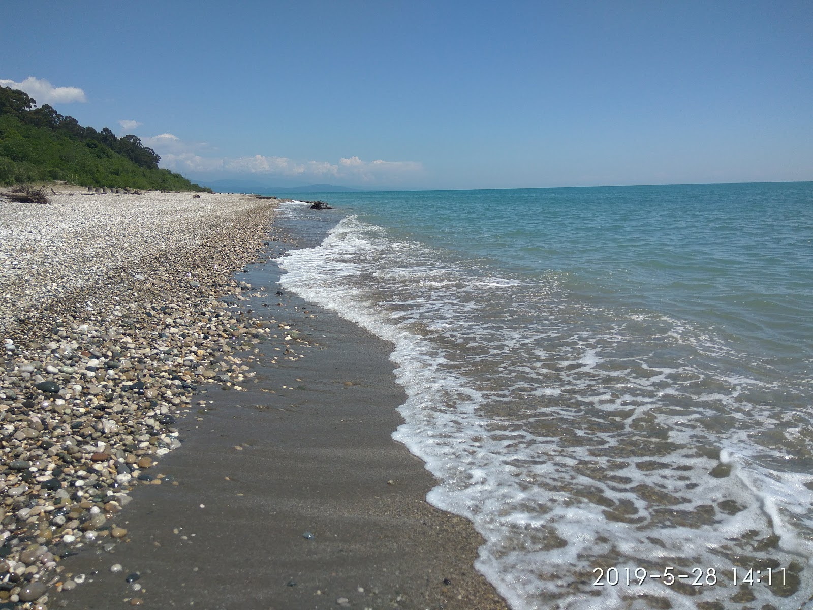 Foto van Primorskoe beach met zand met kiezelstenen oppervlakte