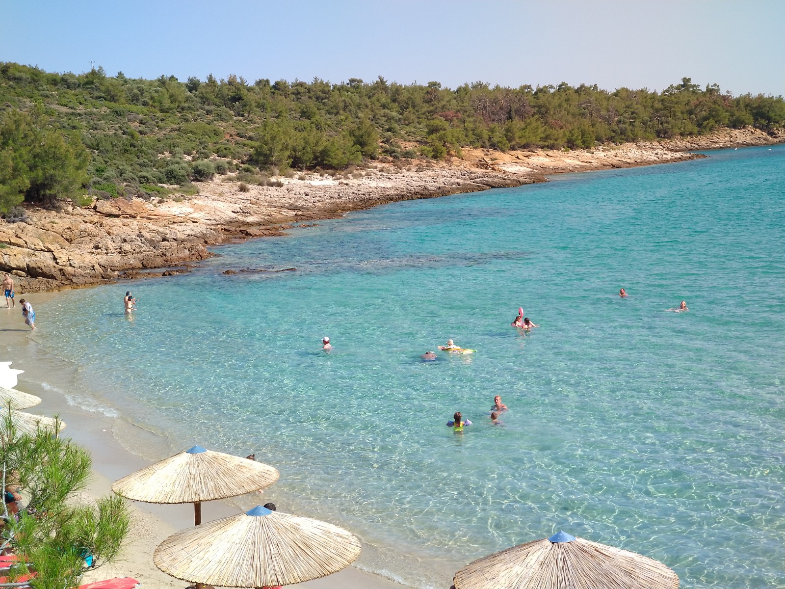 Foto di Spiaggia di Notos e il suo bellissimo paesaggio