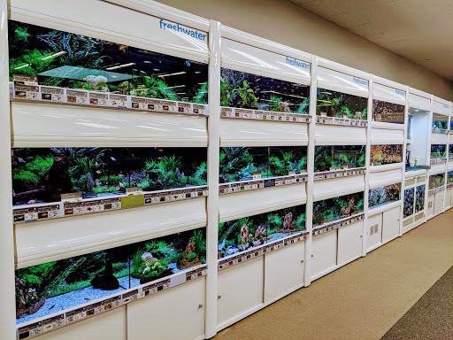 Pet Supply Store «Petco Animal Supplies», reviews and photos, 92 Cluff Crossing Rd, Salem, NH 03079, USA