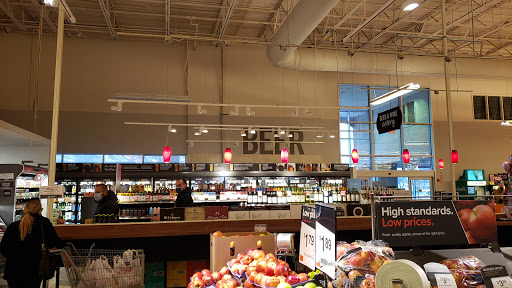 Grocery Store «Giant Food Stores», reviews and photos, 801 S 25th St, Easton, PA 18045, USA