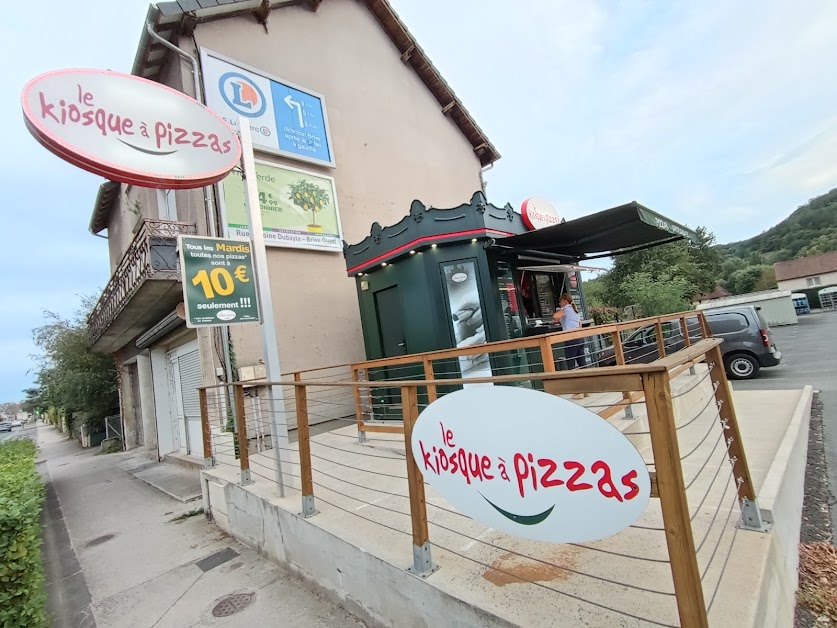 Le kiosque à pizzas à Terrasson-Lavilledieu