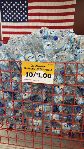 Grocery Store «Grocery Outlet Bargain Market», reviews and photos, 3 Parkside Ave, Shillington, PA 19607, USA