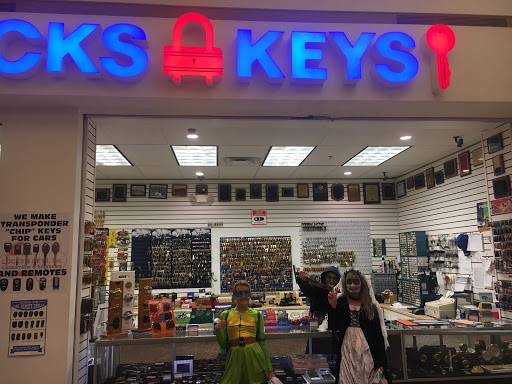 Locksmith «Locks & Keys, Inc Locksmiths», reviews and photos, 296 Mishawum Rd, Woburn, MA 01801, USA