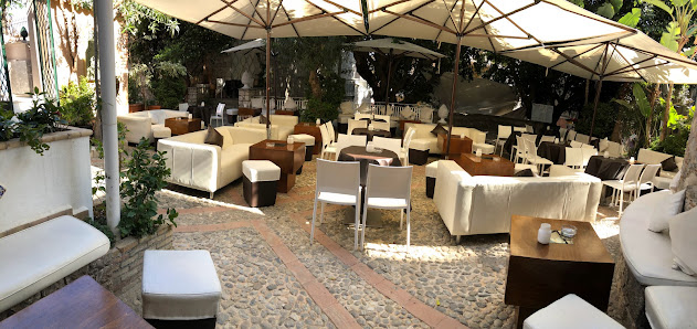 Q Lounge Bar Taormina Piazzetta Paladini, 6, 98039 Taormina ME, Italia
