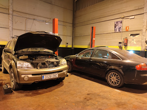 Talleres Lumacar en Coristanco, A Coruña