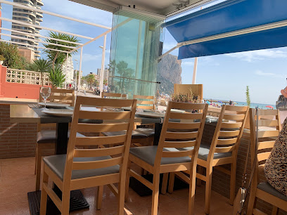 Restaurant Blau Mar - C/ Gran Bretaña, Edificio Oceanic, Local 1-B, 03710 Calp, Alicante, Spain