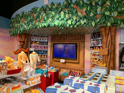 Toy Store «Disney Store», reviews and photos, 564 Great Northern Shop Center, North Olmsted, OH 44070, USA