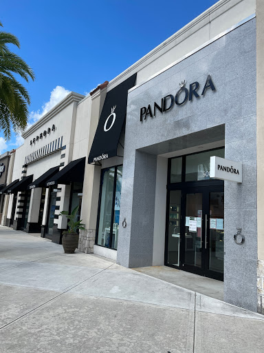 Shopping Mall «Shops At Pembroke Gardens», reviews and photos, 527 SW 145th Terrace, Pembroke Pines, FL 33027, USA