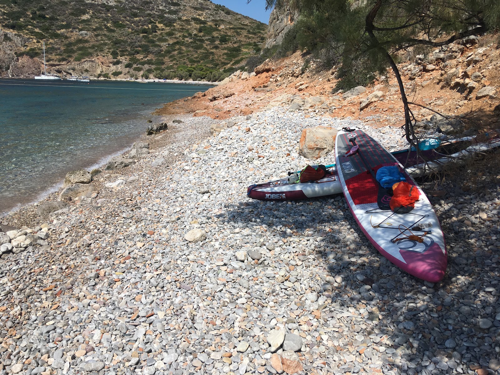 Romvi Beach'in fotoğrafı geniş ile birlikte