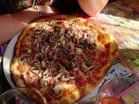 Plats et boissons du Pizzeria La Capriola à Guérigny - n°9
