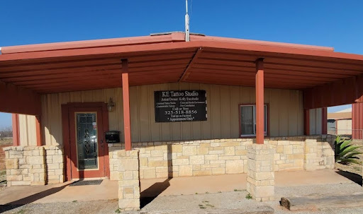 Explore pepe le pew tattoo ideas, creative tattoo ideas in Stamford, available at KE Tattoo Studio