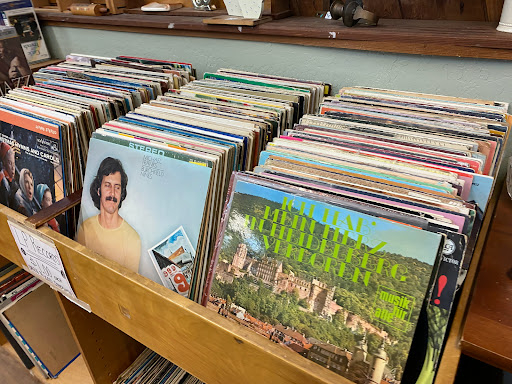 Thrift Store «State of the Ark», reviews and photos, 18274 Old Hwy 1, Fort Bragg, CA 95437, USA