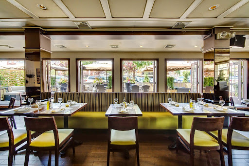 Italian Restaurant «il Fornetto», reviews and photos, 2902 Emmons Ave, Brooklyn, NY 11235, USA