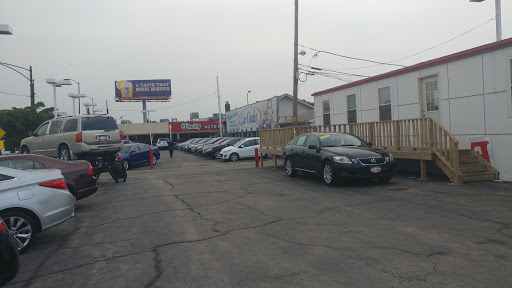 Used Car Dealer «Car Outlet», reviews and photos, 2629 N Cicero Ave, Chicago, IL 60639, USA