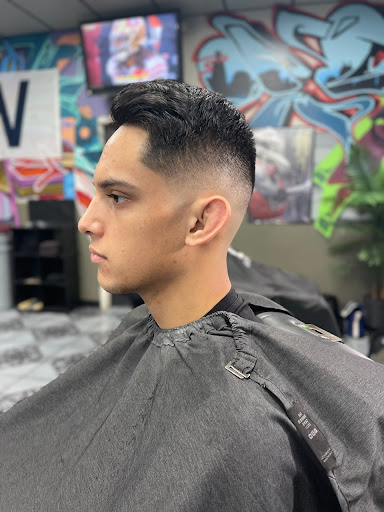 Barber Shop «Barber Lounge», reviews and photos, 453 W Irving Park Rd, Bensenville, IL 60106, USA