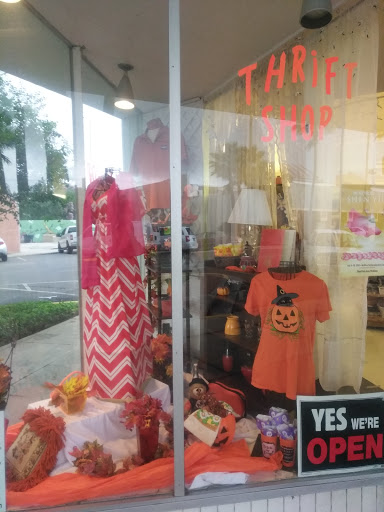 Thrift Store «Repeat Performance-Thrift», reviews and photos, 124 W Jackson Ave, Harlingen, TX 78550, USA