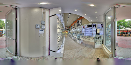 Optician «Framed Eyewear», reviews and photos, 620 Lincoln Rd, Miami Beach, FL 33139, USA