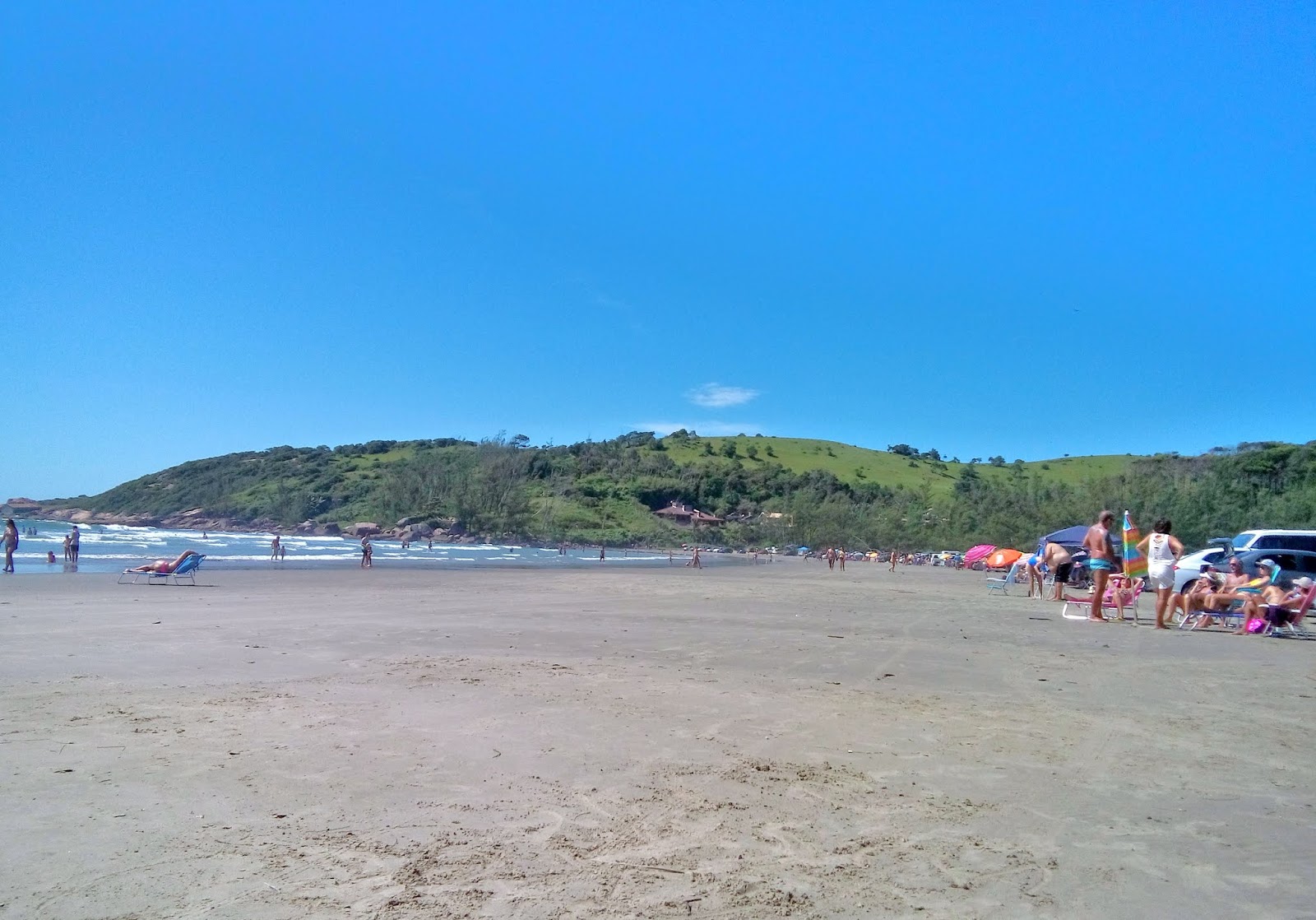 Fotografija Praia do Ouvidor z svetel fin pesek površino