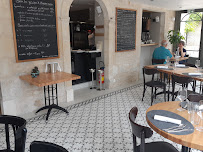 Atmosphère du Restaurant La Mangeoire à Floirac - n°1