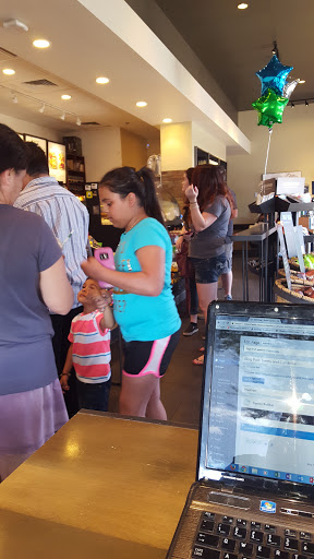 Coffee Shop «Starbucks», reviews and photos, 9925 W Camelback Rd #115, Phoenix, AZ 85037, USA