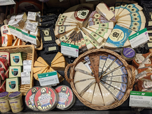 Grocery Store «Seward Community Co-op - Friendship Store», reviews and photos, 317 E 38th St, Minneapolis, MN 55409, USA