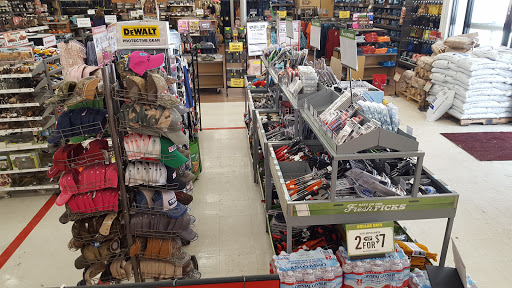Home Improvement Store «Tractor Supply Co.», reviews and photos, 216 Susquehanna Blvd, West Hazleton, PA 18202, USA