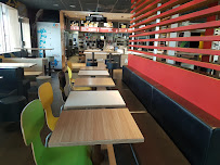 Atmosphère du Restauration rapide McDonald's à Saint-Louis - n°1