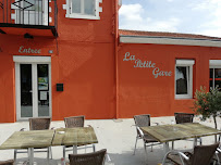 Photos du propriétaire du Restaurant français La Petite Gare à Triaize - n°5