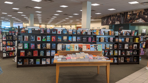Book Store «Barnes & Noble», reviews and photos, 12701 Hill Country Blvd, Bee Cave, TX 78738, USA