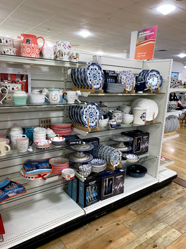 Department Store «HomeGoods», reviews and photos, 205 E Rte 59, Nanuet, NY 10954, USA