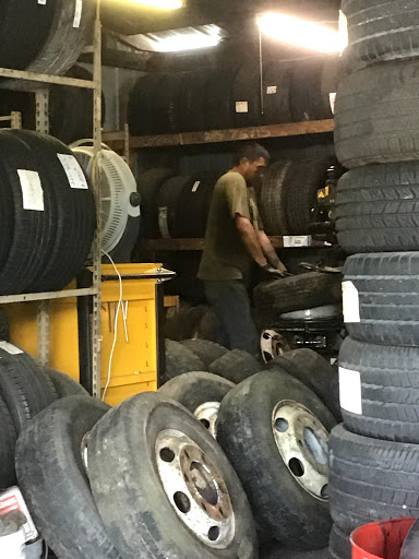 Tire Shop «Cruz Tire Services», reviews and photos, 3700 Hunters Point Pike, Lebanon, TN 37087, USA