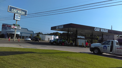 Benny's Car Wash & Oil Change en Baton Rouge