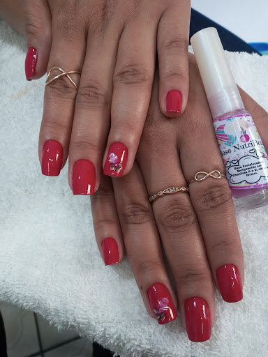 Logo da empresa - Crisleide Manicure e Pedicure