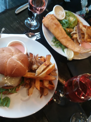 Bar «Jackpot Bistro», reviews and photos, 1652 NW Fairview Dr, Gresham, OR 97030, USA