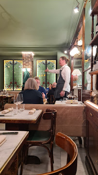 Atmosphère du Restaurant français Le Bistrot Flaubert à Paris - n°17