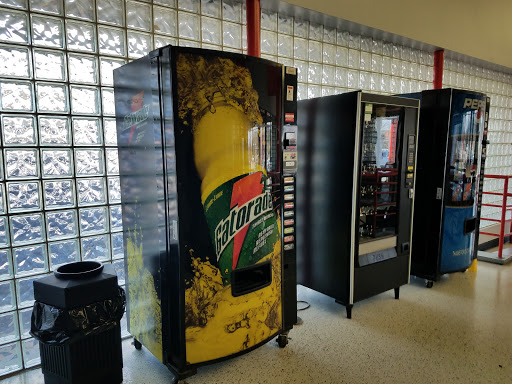 Car Wash «Turtle Wax Car Wash», reviews and photos, 252 S Gary Ave, Bloomingdale, IL 60108, USA