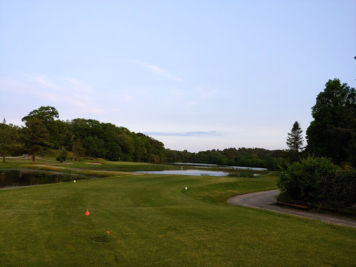 Golf Course «Lakeville Country Club», reviews and photos, 44 Clear Pond Rd, Lakeville, MA 02347, USA