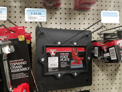 Home Improvement Store «Tractor Supply Co.», reviews and photos, 2000 Fisher Arch, Virginia Beach, VA 23456, USA