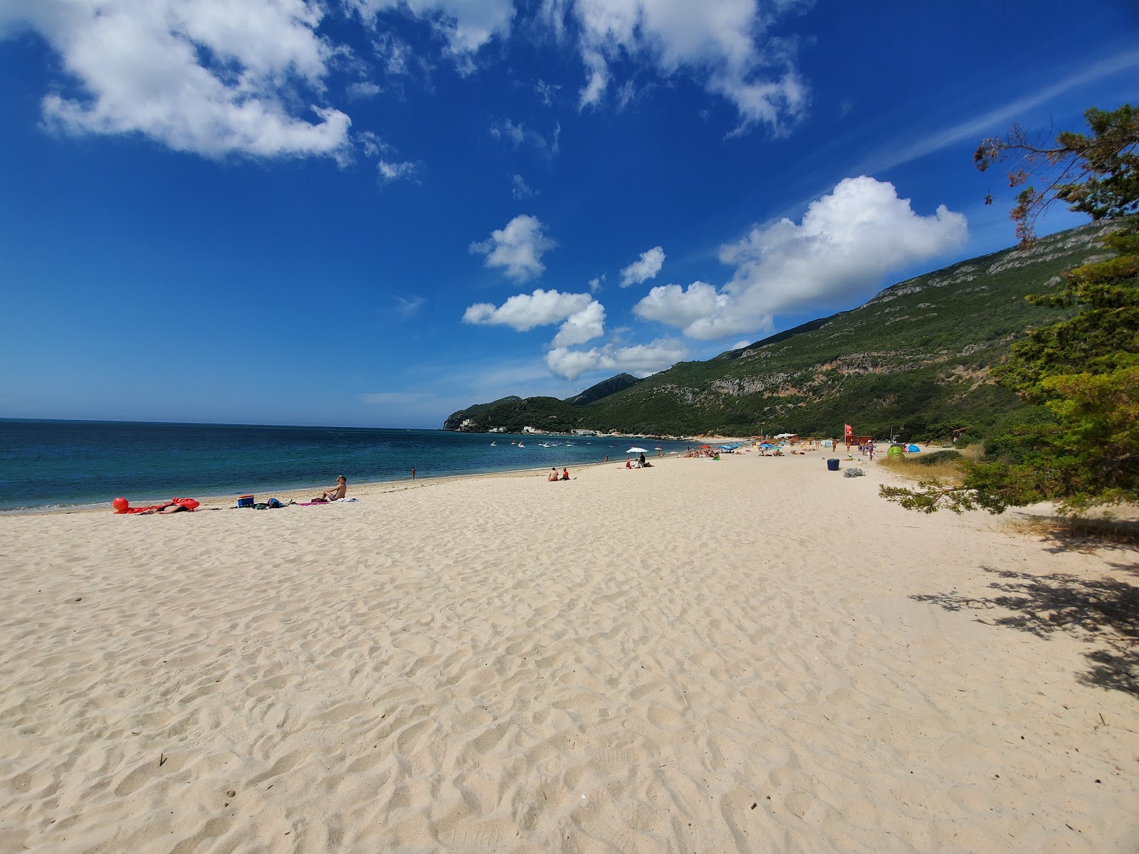 Photo of Creiro Beach amenities area