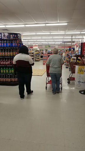 Grocery Store «Save-A-Lot», reviews and photos, 903 E 8th St, Coffeyville, KS 67337, USA