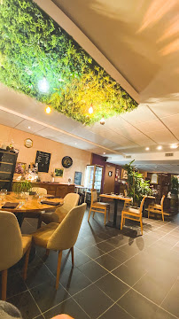 Atmosphère du Auberg'in Café Restaurant à Saint-Rémy - n°5