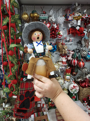 Home Goods Store «Tuesday Morning», reviews and photos, 2325 S Stemmons Fwy #103, Lewisville, TX 75067, USA