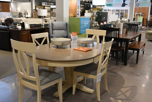 Furniture Store «Slumberland Furniture», reviews and photos, 4390 Dodge St, Dubuque, IA 52003, USA