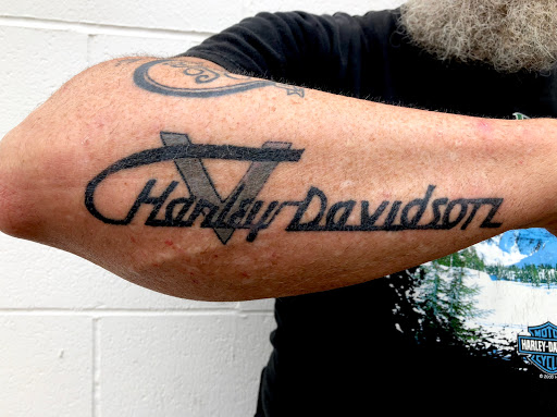 Tattoo Shop «PermaGrafix Tattoo», reviews and photos, 2217 Santiam Hwy SE, Albany, OR 97322, USA