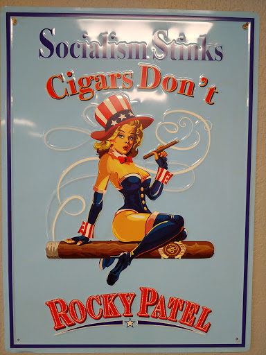 Cigar Shop «Tobacco Road Fine Cigars, Indoor Golf & Gifts.», reviews and photos, 3118 S Cooper St, Arlington, TX 76015, USA